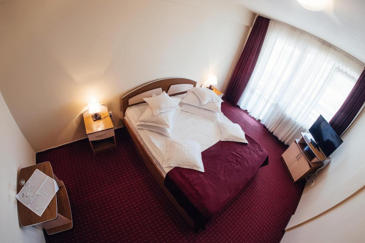 Hotel Casa Rubin Gura Humorului Esterno foto
