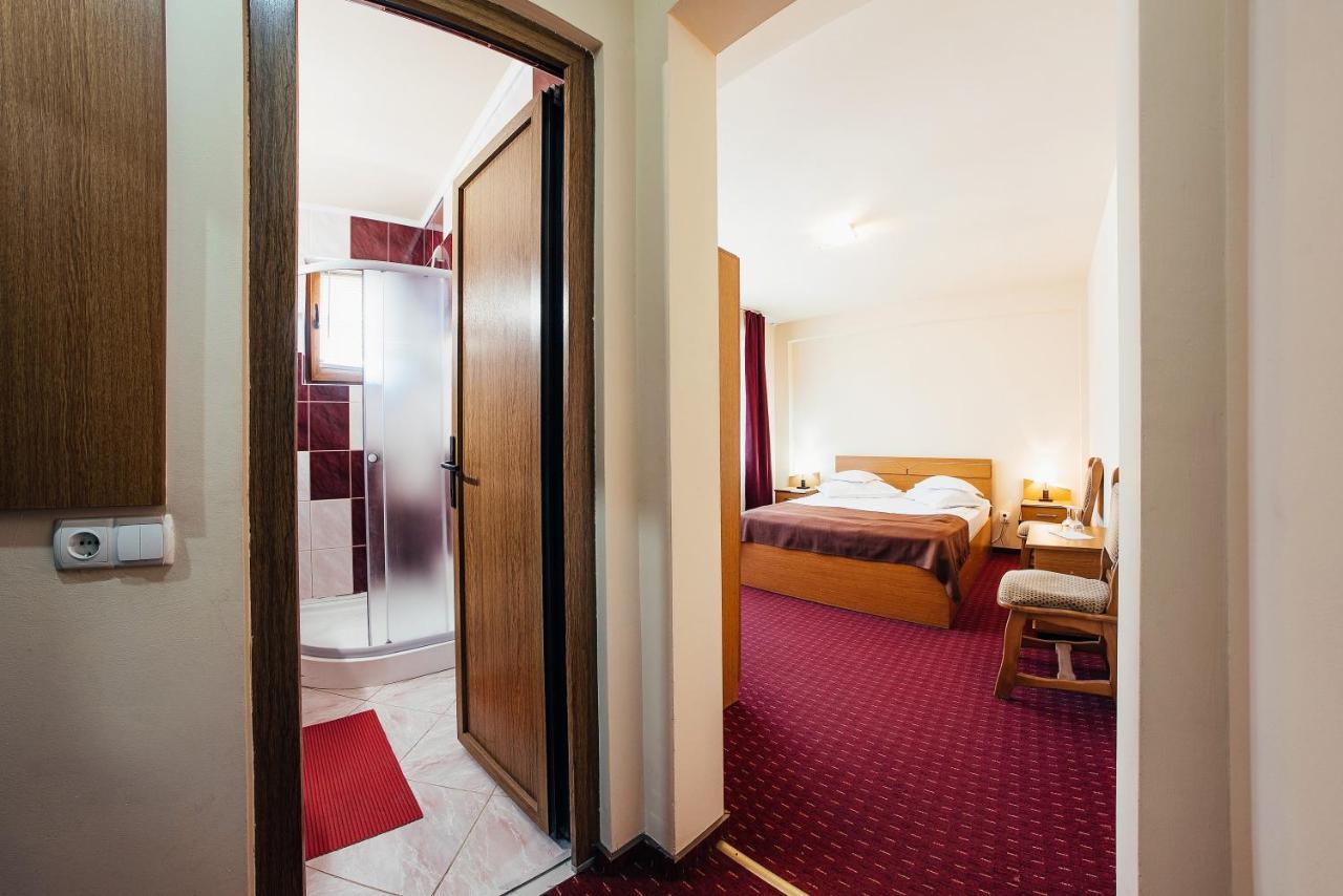 Hotel Casa Rubin Gura Humorului Esterno foto