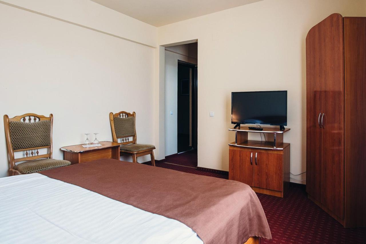 Hotel Casa Rubin Gura Humorului Esterno foto