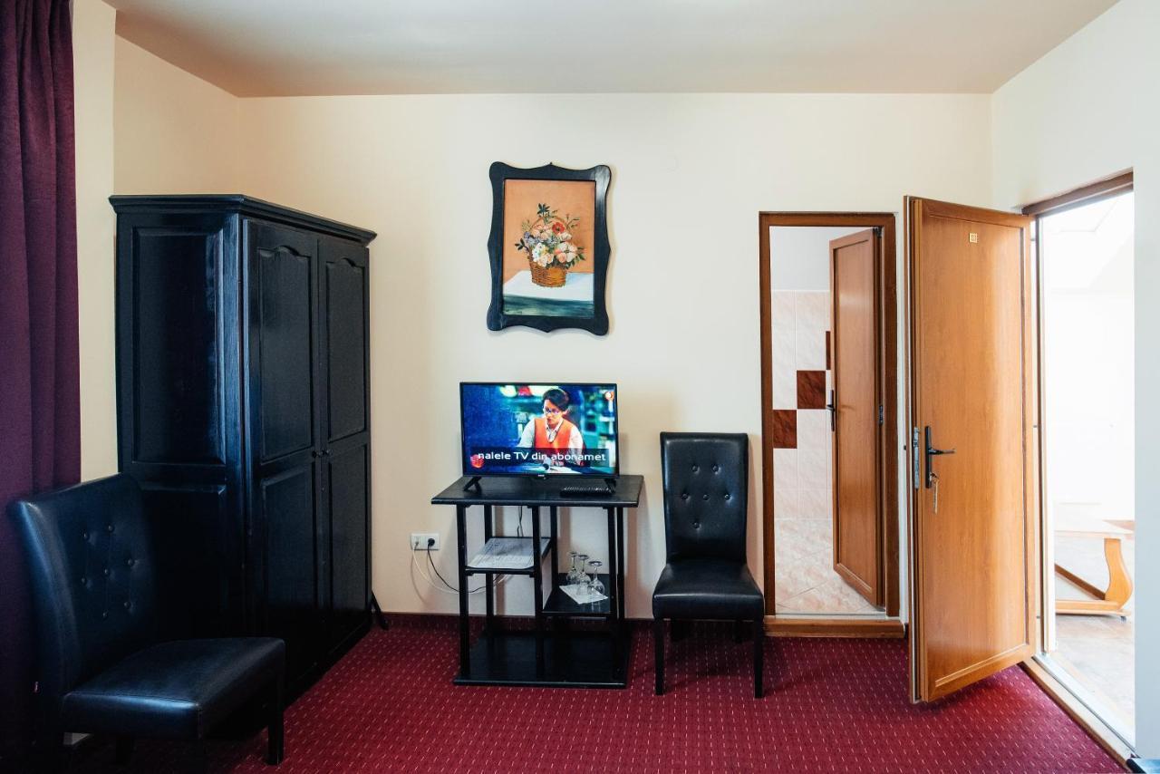 Hotel Casa Rubin Gura Humorului Esterno foto